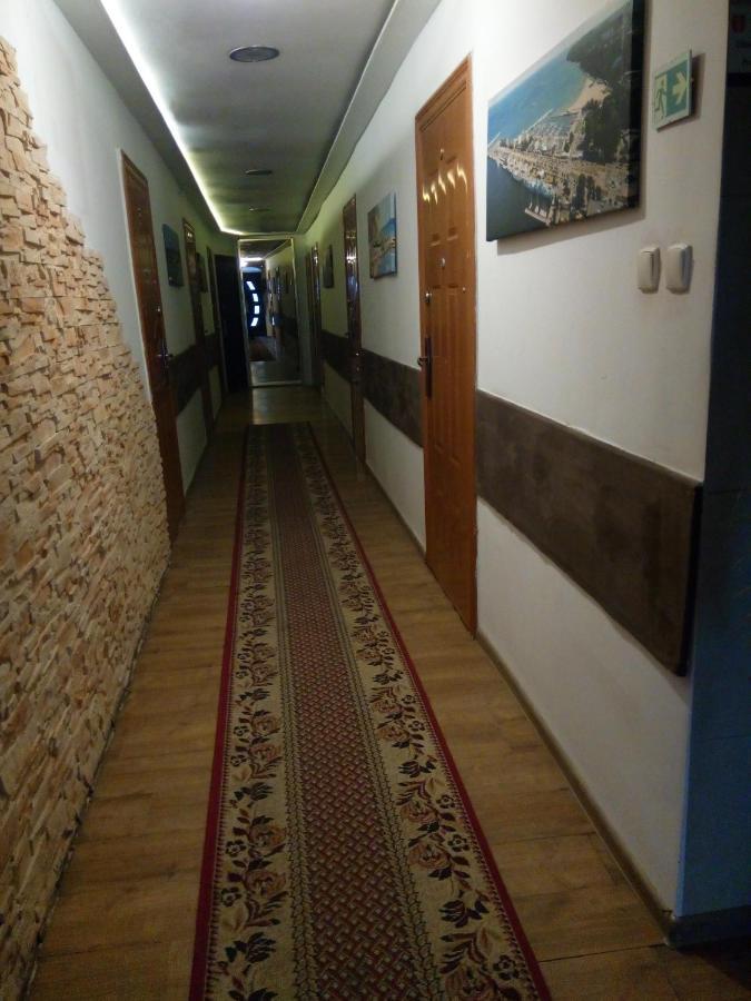 Pokoje Goscinne Pocztacaffe Гдиня Екстериор снимка